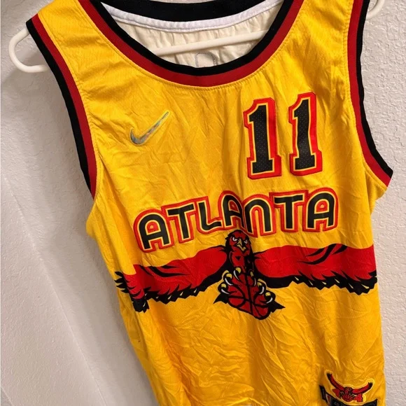 Nike Yellow Jersey with Red Hawk Design - Picture 2 of 5